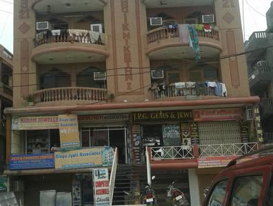 listing-img